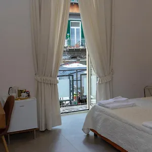 “a Piazzetta” , Nápoles Itália